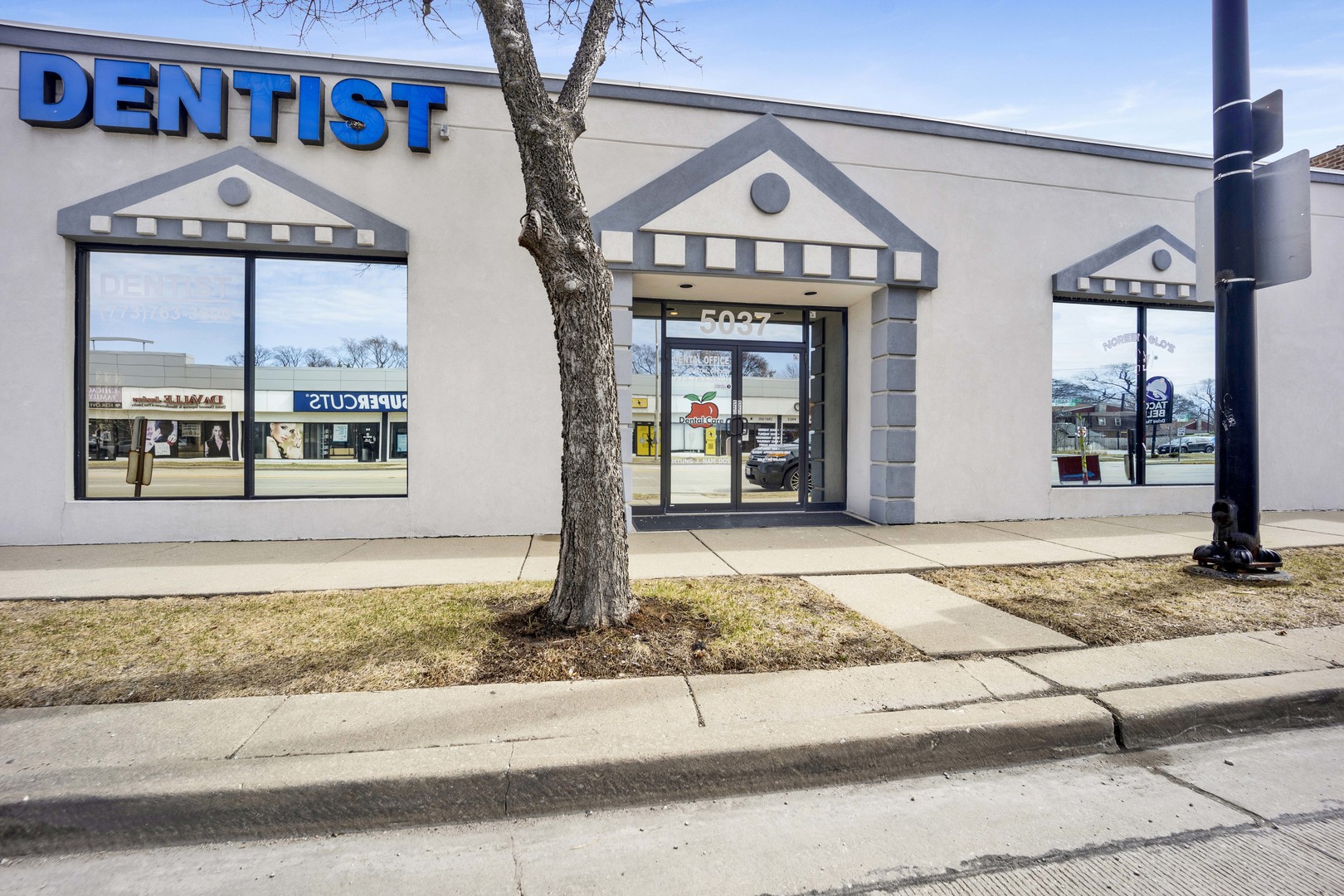 5037 North Harlem Avenue Chicago IL 60656
