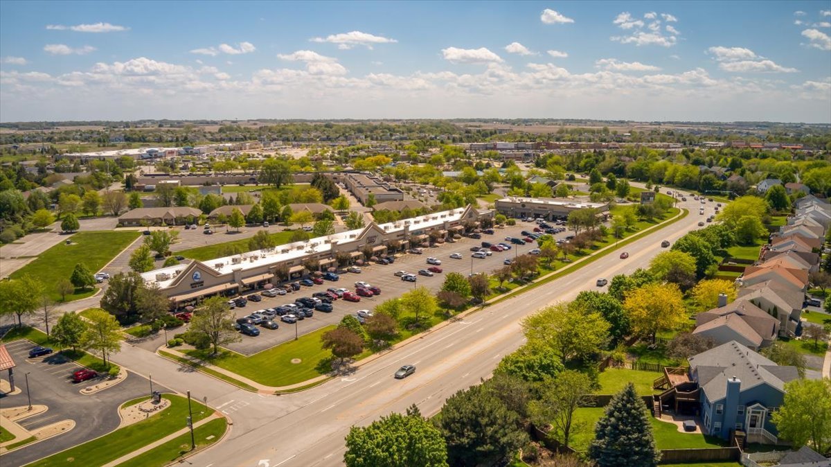 1154 Douglas Road Oswego IL 60543
