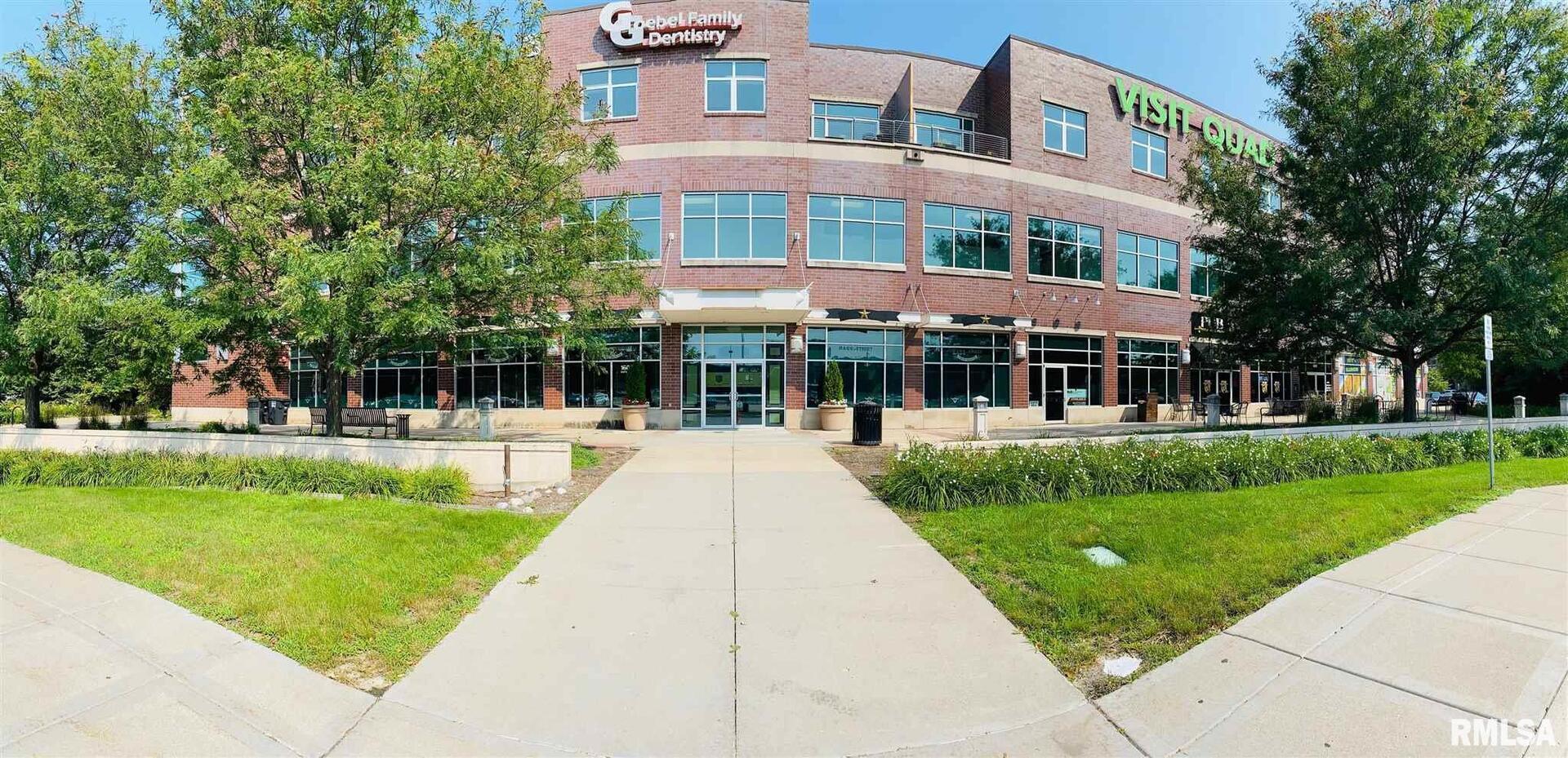 1601 River Drive Moline IL 61265