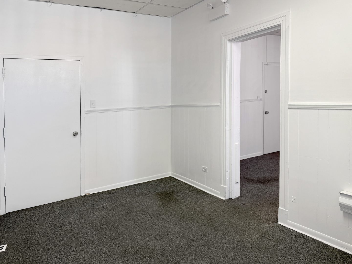 2889 West Cermak Road Chicago IL 60623