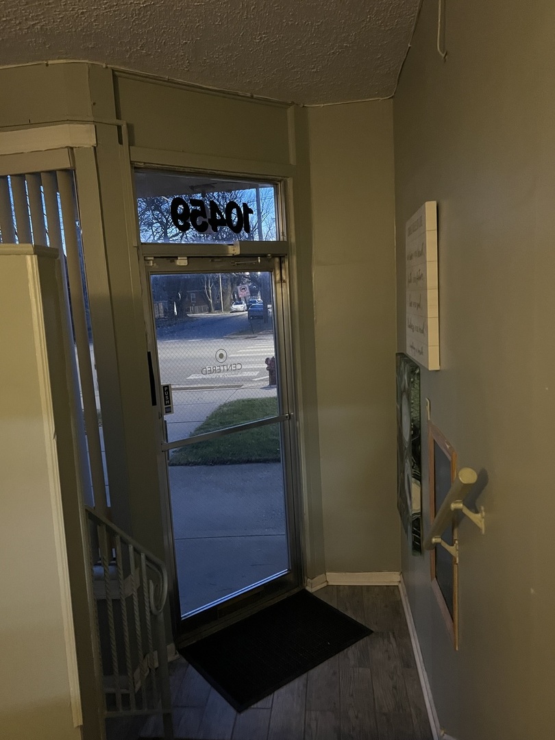 10459 South Kedzie Avenue Chicago IL 60655