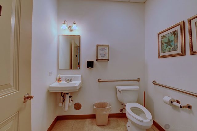 581 Sullivan Road Aurora IL 60506