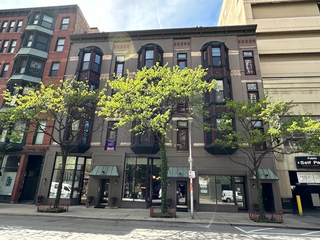 1008 North Clark Street Chicago IL 60610