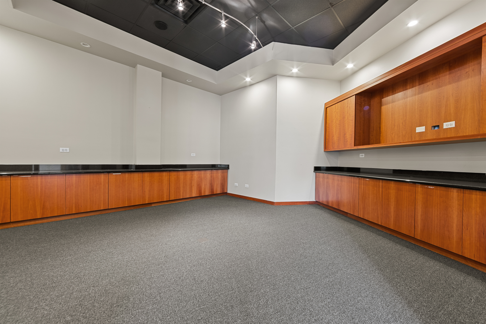 1502 West Chicago Avenue Chicago IL 60642