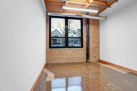 1806 West Cuyler Avenue Chicago IL 60613
