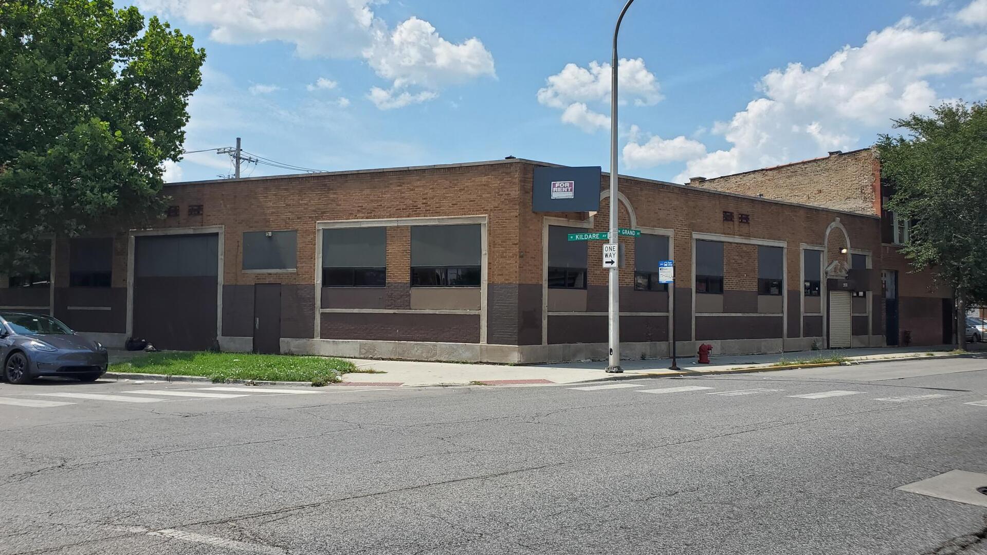 4301 West Grand Avenue Chicago IL 60651