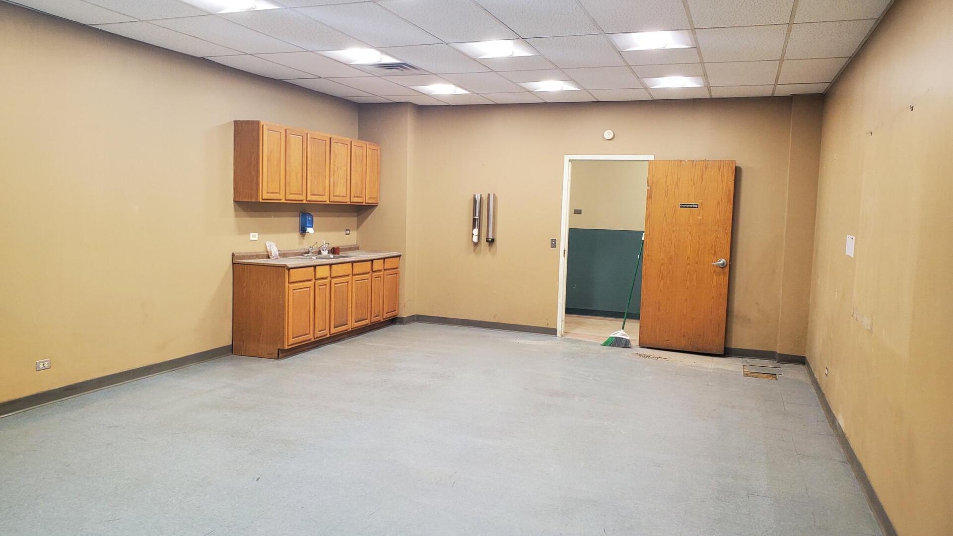 4301 West Grand Avenue Chicago IL 60651