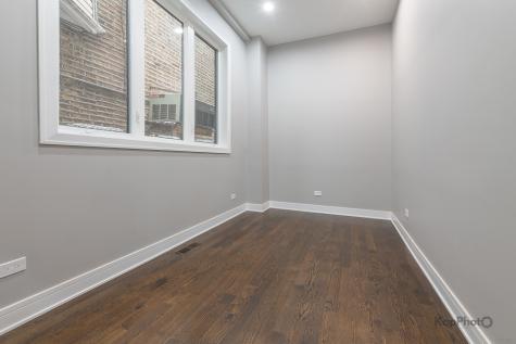 3044 West Irving Park Road Chicago IL 60618