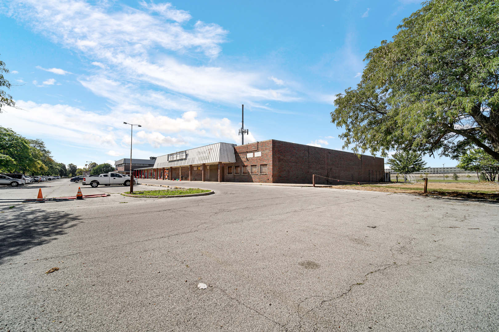 5010 South State Street Chicago IL 60609
