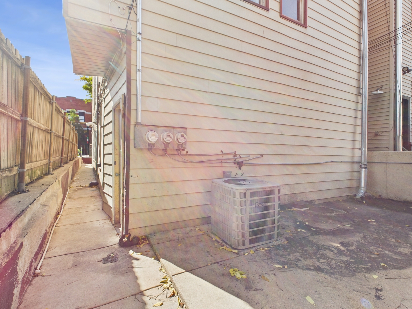 1512 West Taylor Street Chicago IL 60607