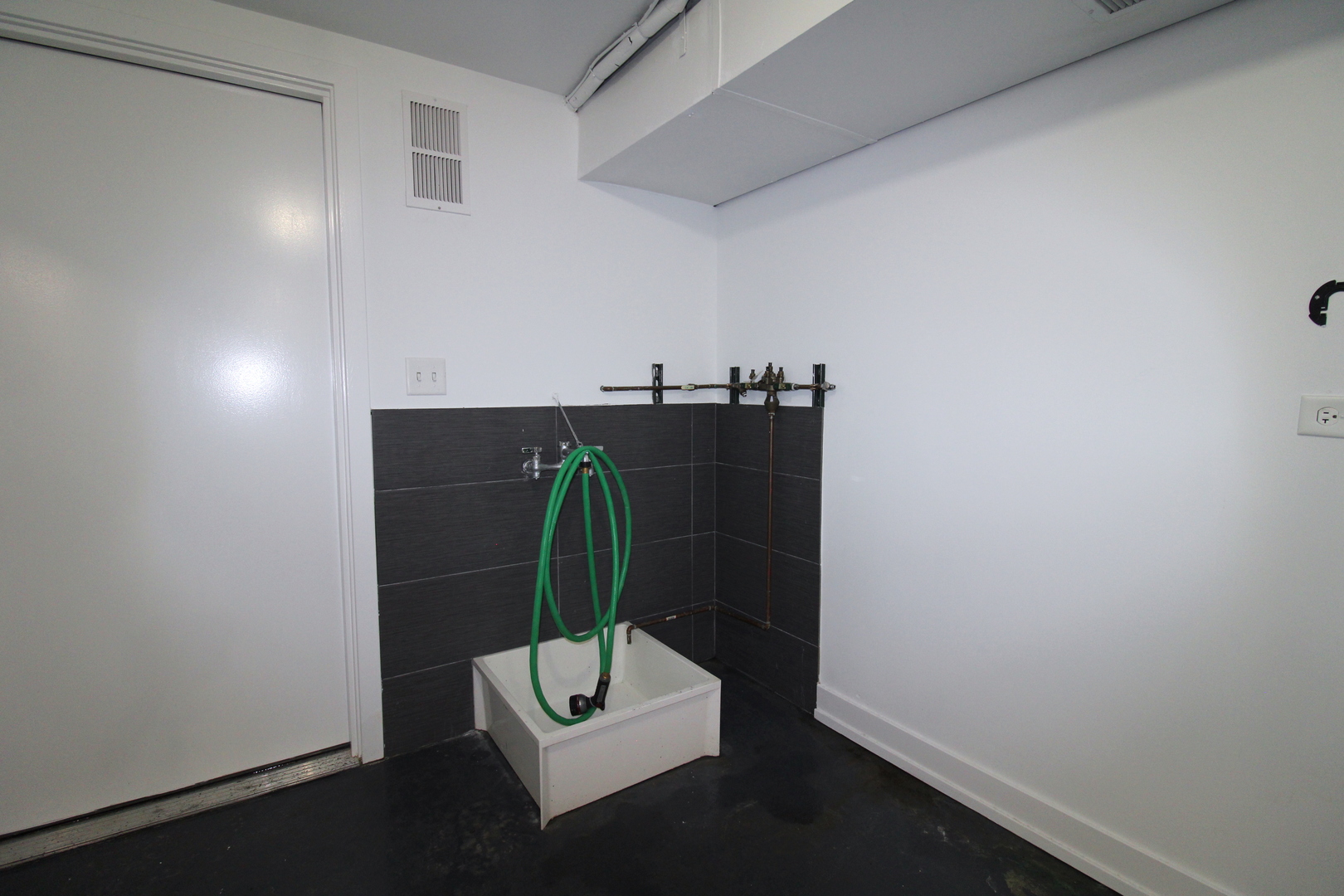 935 North Ashland Avenue Chicago IL 60622
