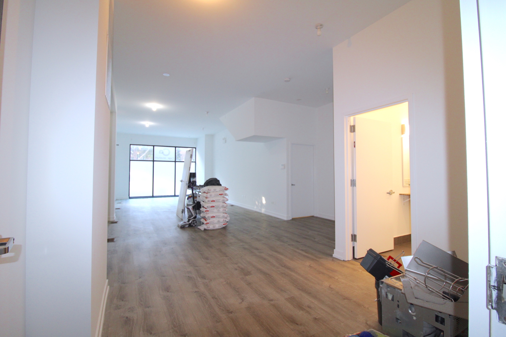 935 North Ashland Avenue Chicago IL 60622