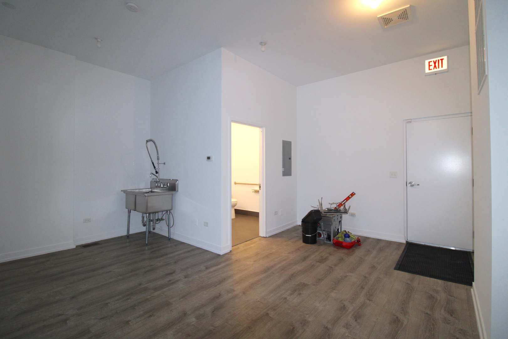 935 North Ashland Avenue Chicago IL 60622