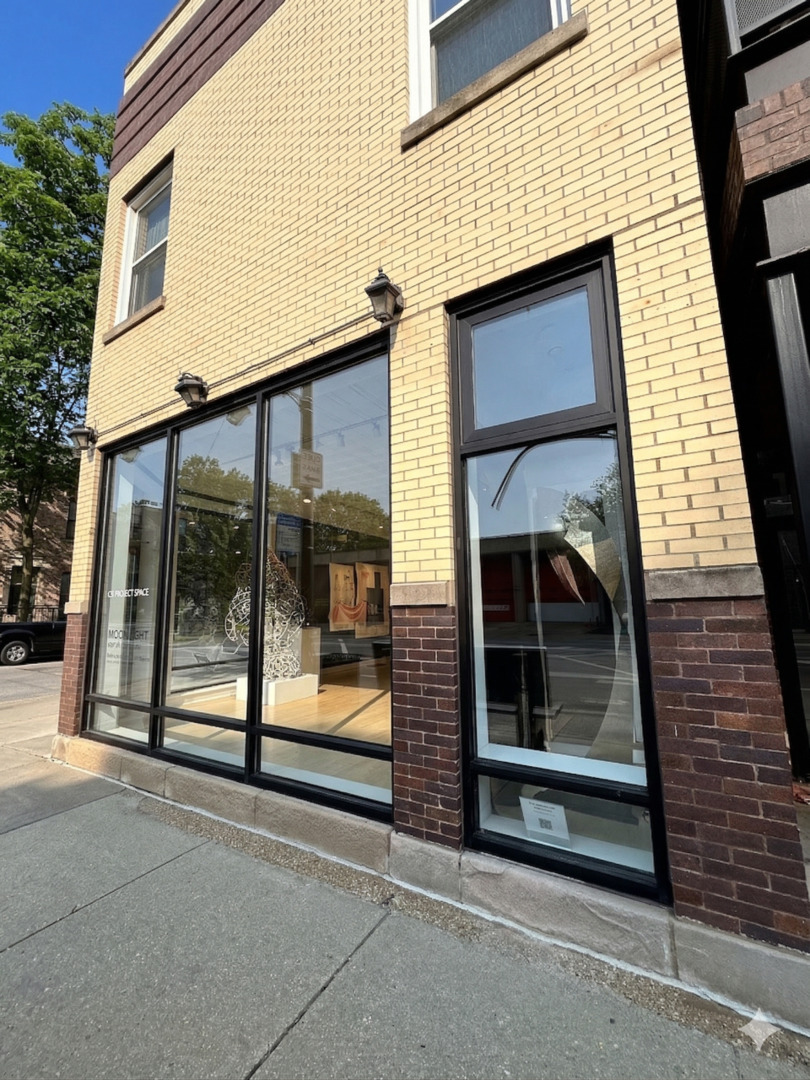 1912 North Damen Avenue Chicago IL 60647