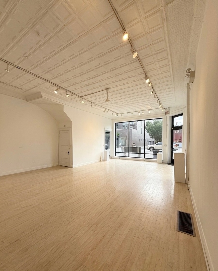 1912 North Damen Avenue Chicago IL 60647