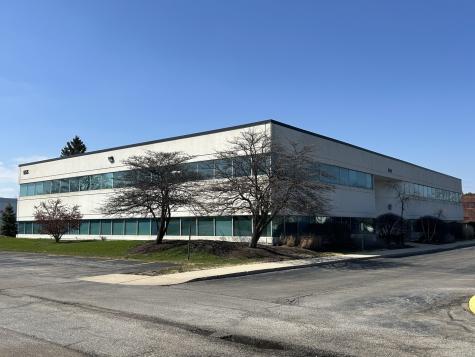 555 Waters Edge Lane Lombard IL 60148