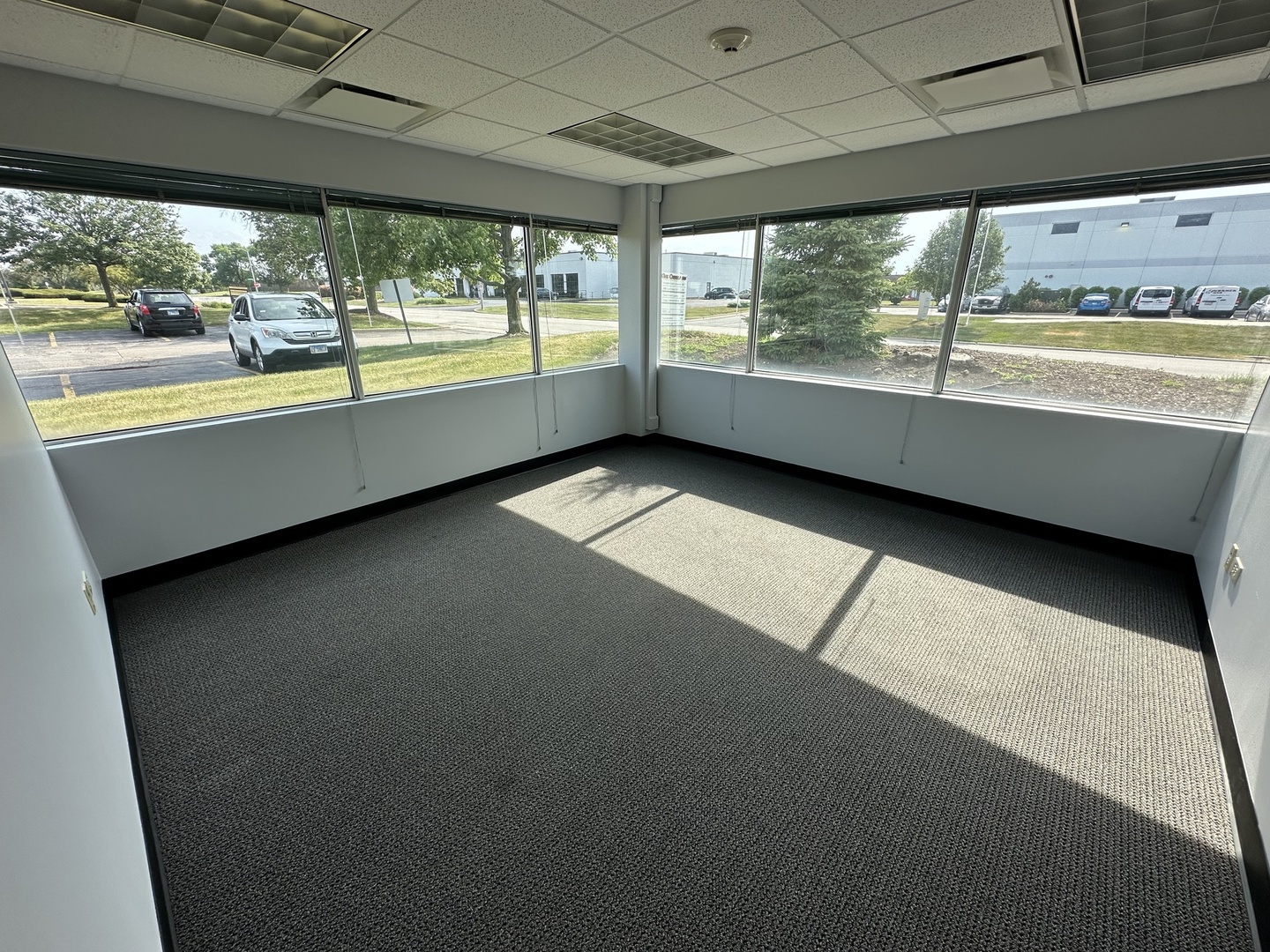 555 Waters Edge Lane Lombard IL 60148