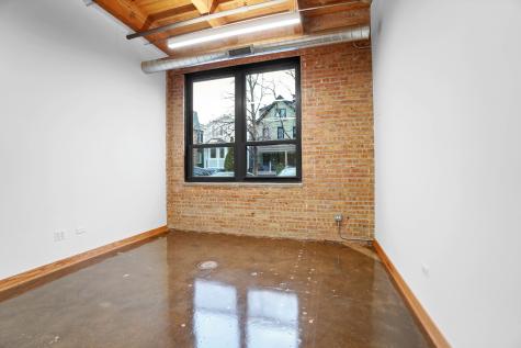 1806 West Cuyler Avenue Chicago IL 60613