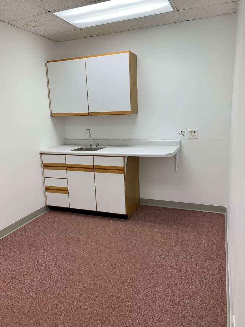 27W281 Geneva Road Winfield IL 60190