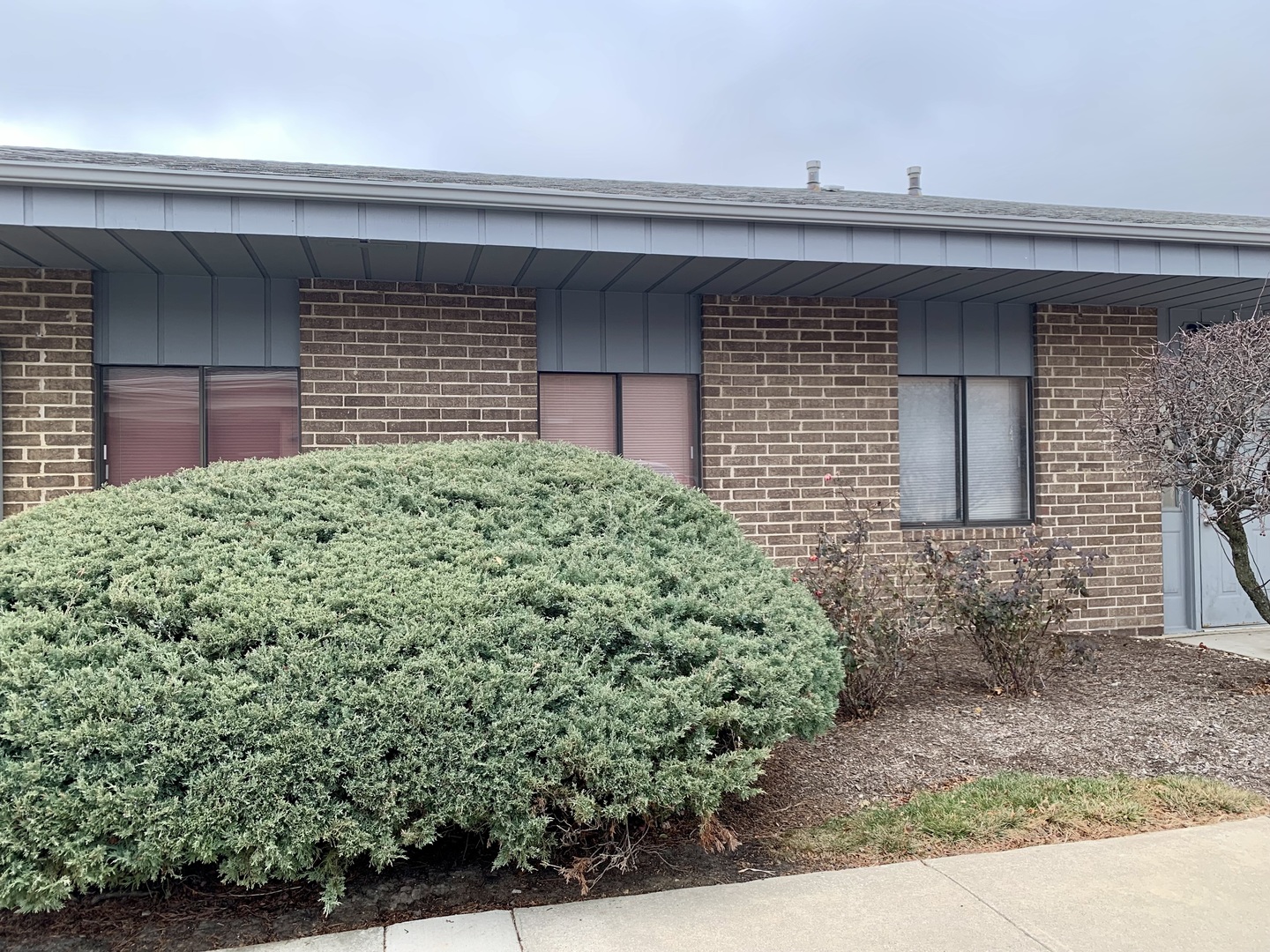 27W281 Geneva Road Winfield IL 60190