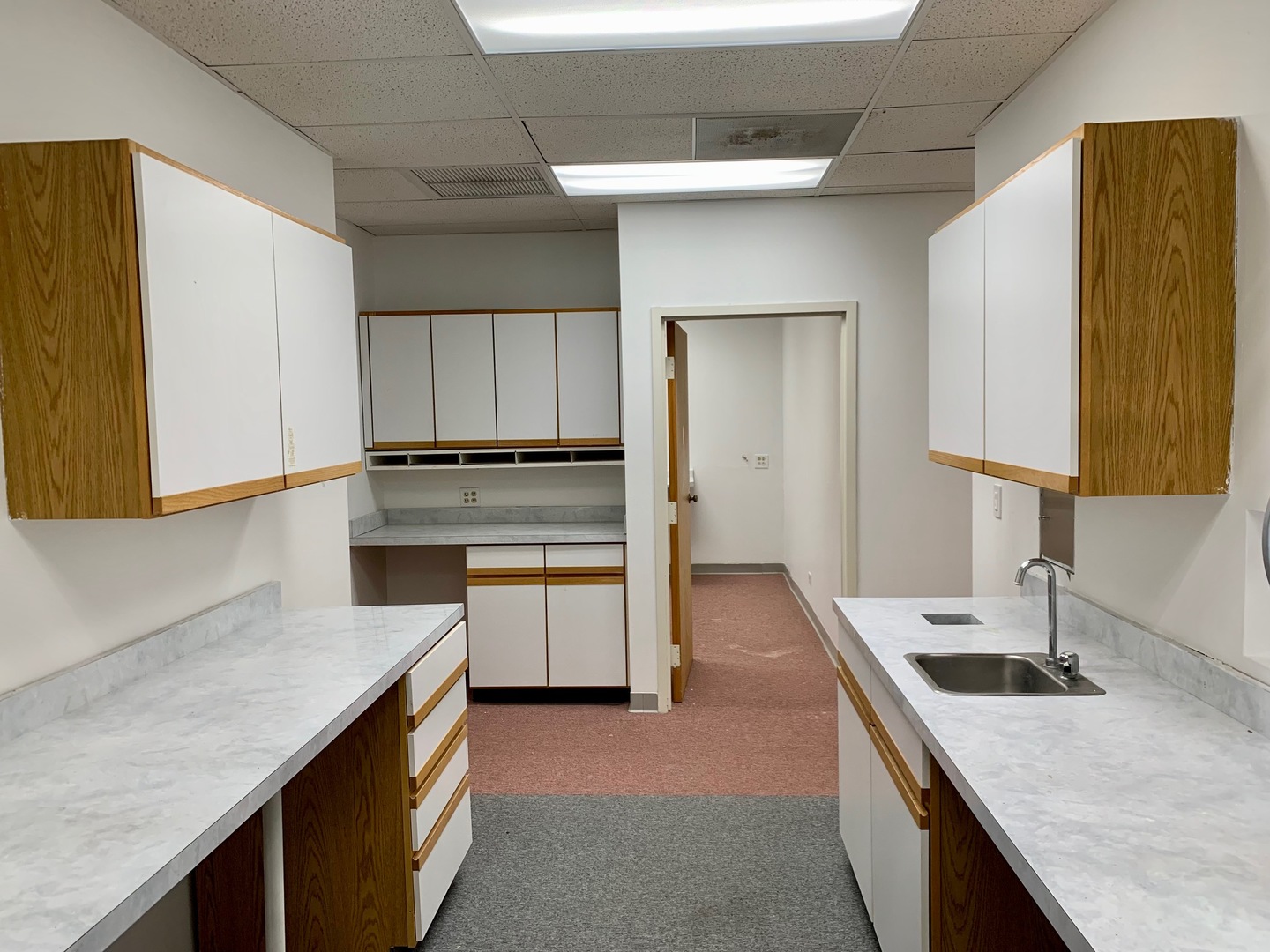 27W281 Geneva Road Winfield IL 60190