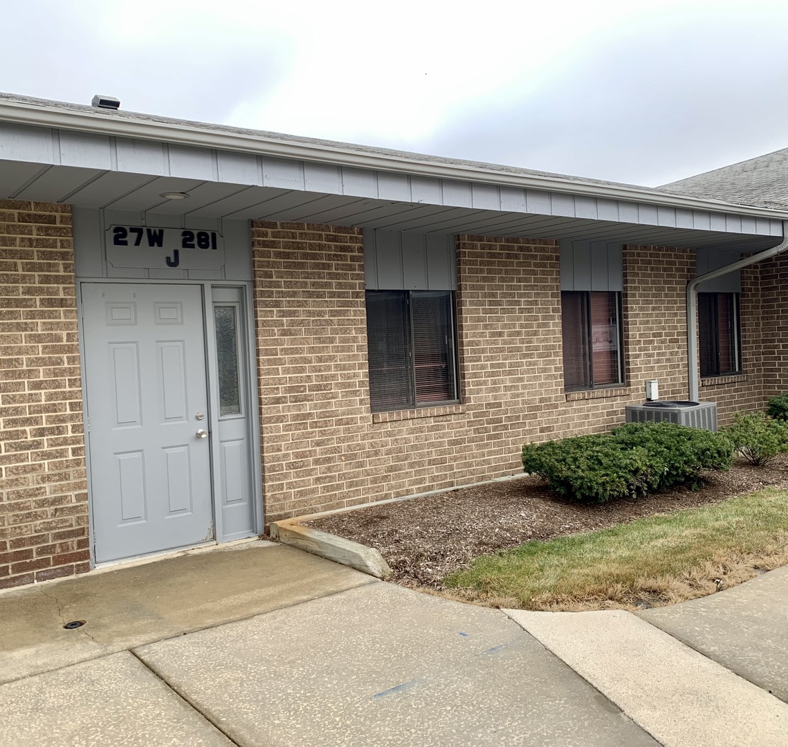27W281 Geneva Road Winfield IL 60190