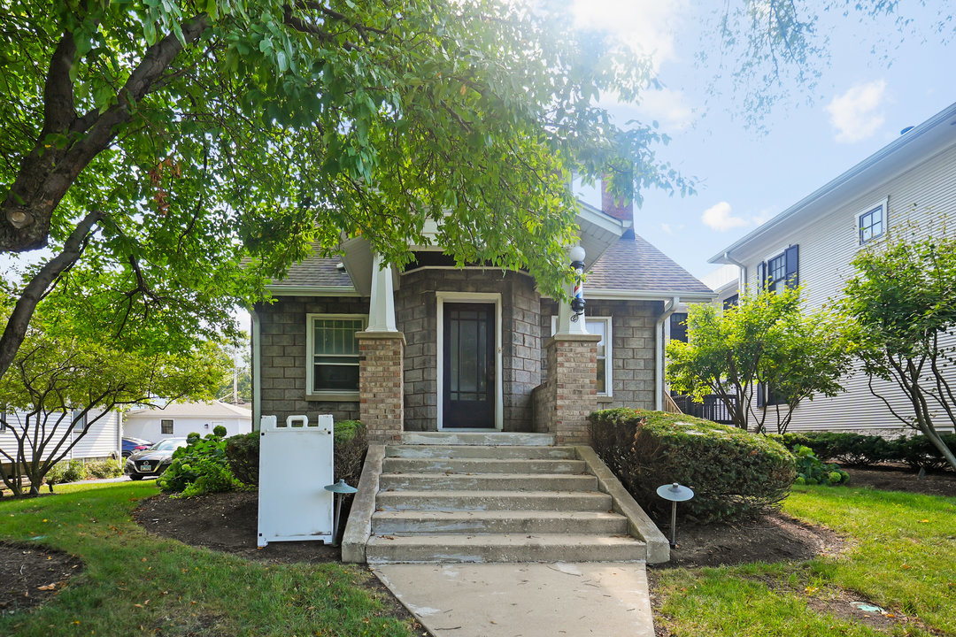 610 North Washington Street Naperville IL 60563