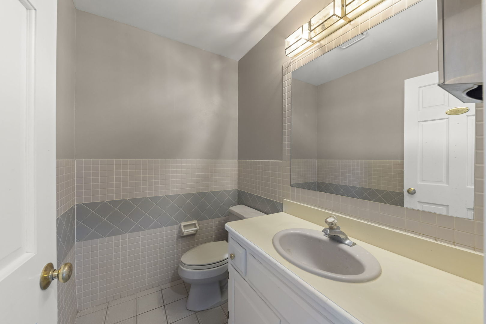 610 North Washington Street Naperville IL 60563