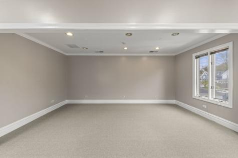 610 North Washington Street Naperville IL 60563