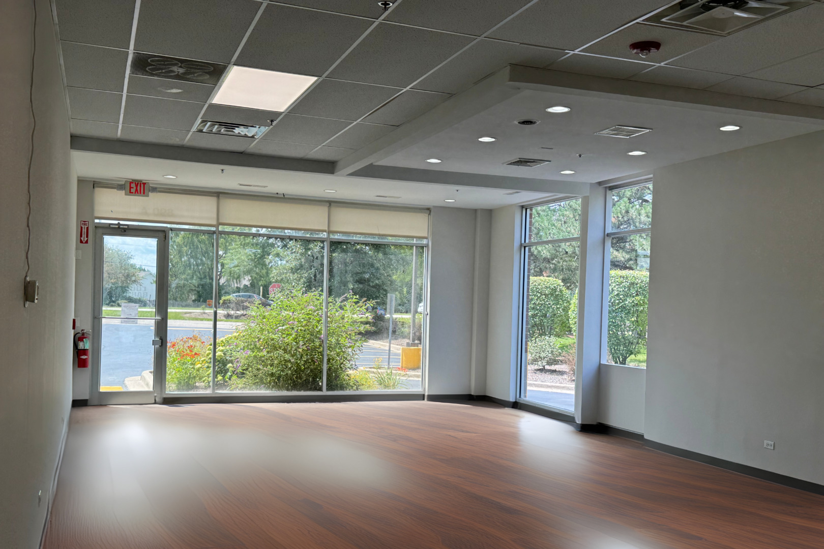 890 South Rand Road Lake Zurich IL 60047