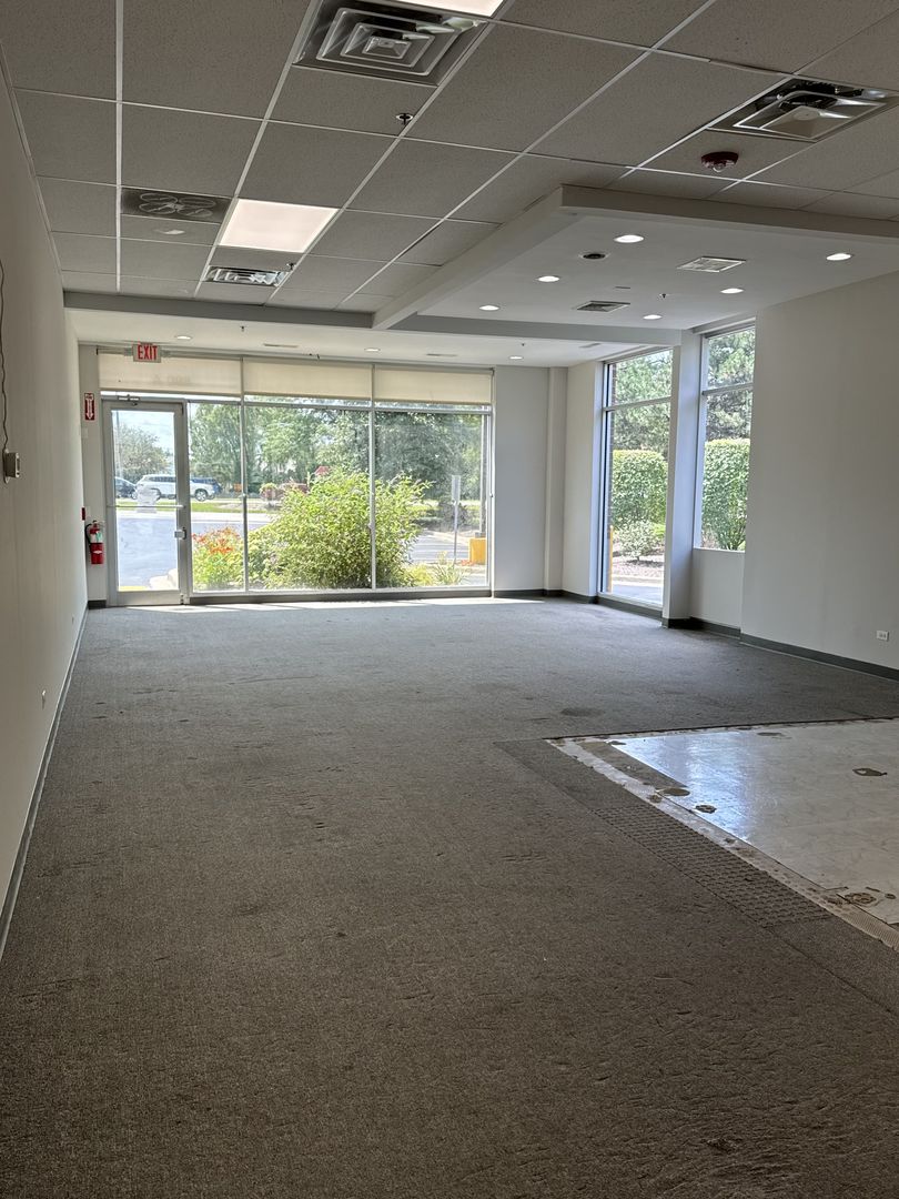 890 South Rand Road Lake Zurich IL 60047