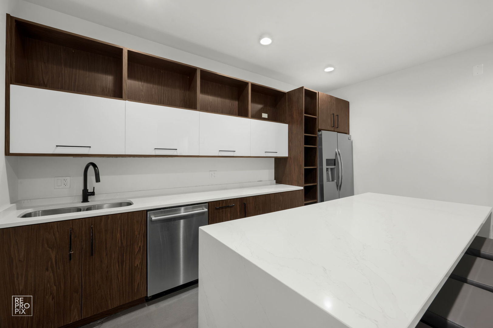 1322 West Walton Street Chicago IL 60642