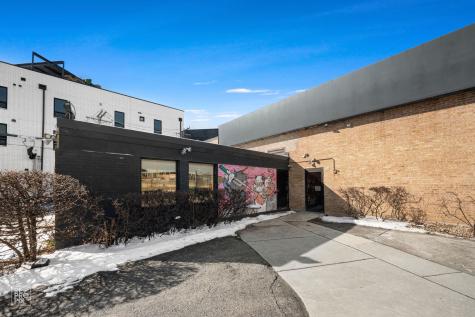 1322 West Walton Street Chicago IL 60642