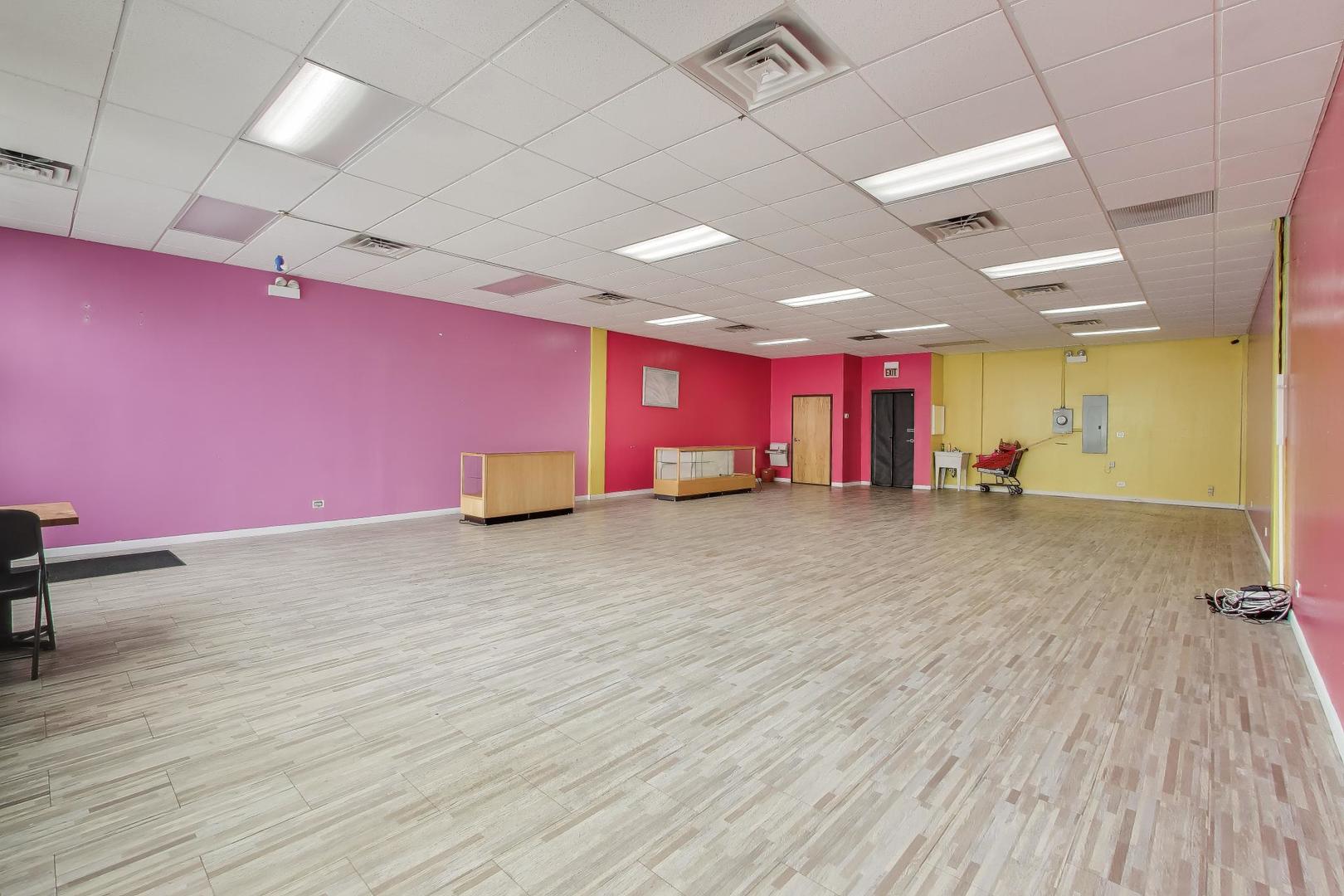 4916 North Pulaski Road Chicago IL 60630