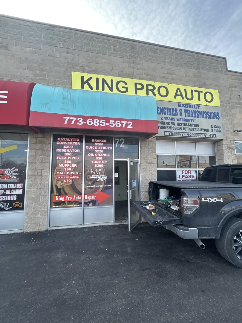 3033 North Knox Avenue Chicago IL 60641