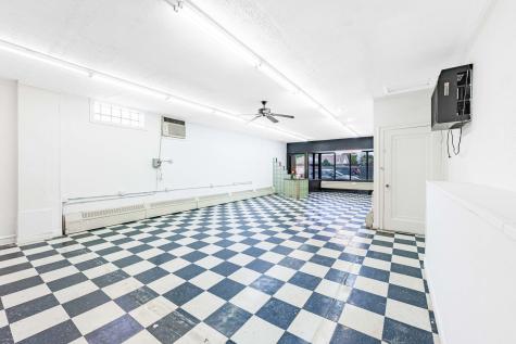 7041 West Addison Street Chicago IL 60634
