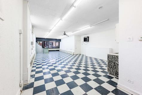 7041 West Addison Street Chicago IL 60634
