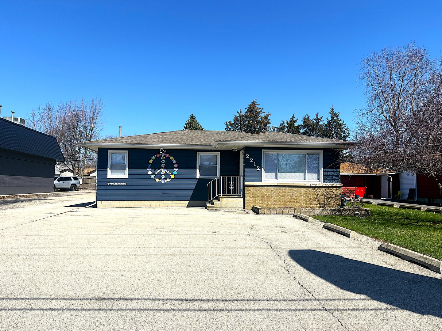 2212 Plainfield Road Crest Hill IL 60403