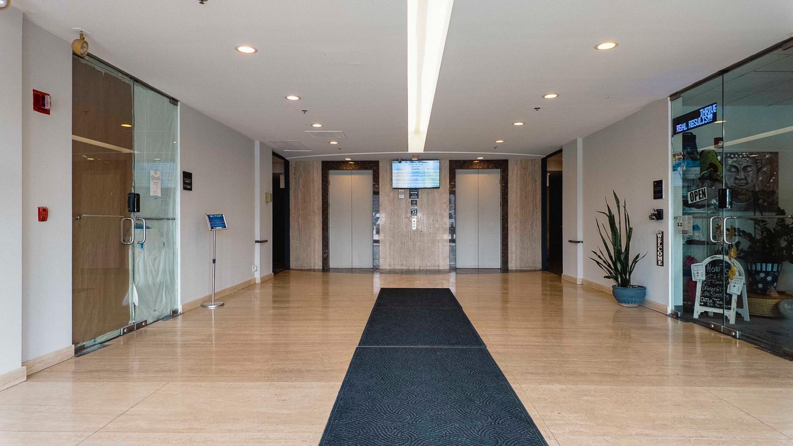 246 East Janata Boulevard Lombard IL 60148