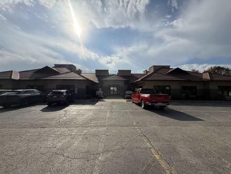 615 Valley View Drive Moline IL 61265