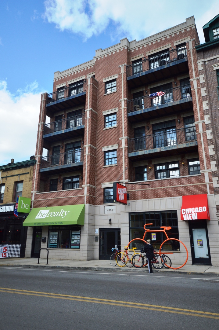 3355 North Clark Street Chicago IL 60657