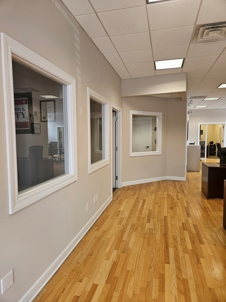 4220 West Montrose Avenue Chicago IL 60641