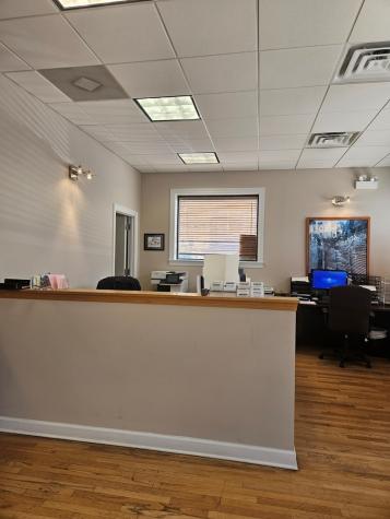 4220 West Montrose Avenue Chicago IL 60641