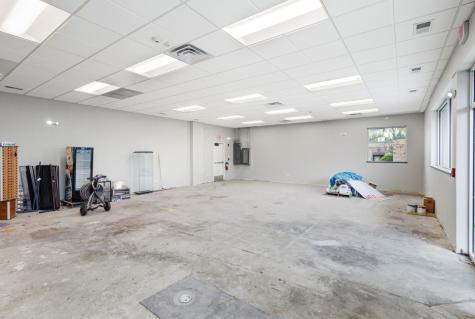 1605 South River Road Des Plaines IL 60018