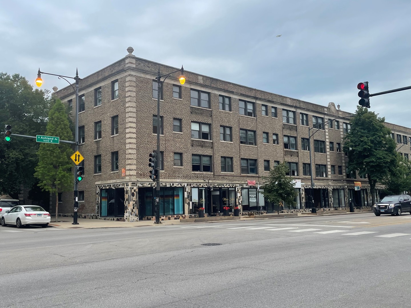 5633-53 North Ashland Avenue Chicago IL 60660