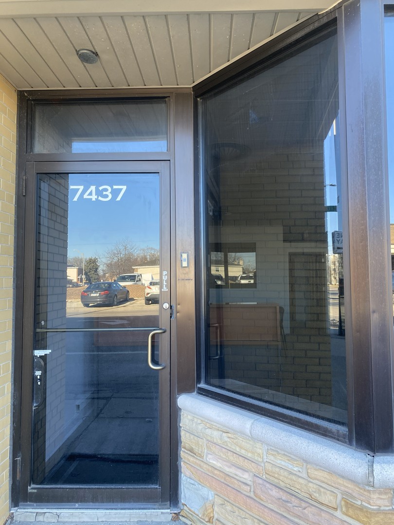 7437 West Irving Park Road Chicago IL 60634
