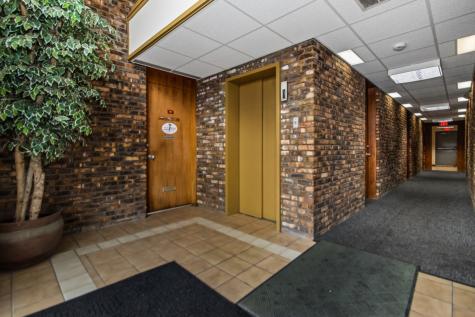 315-345 West Northwest Highway Palatine IL 60067