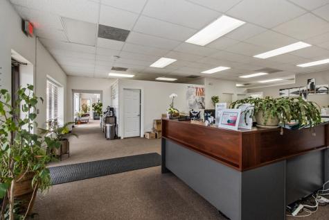 315-345 West Northwest Highway Palatine IL 60067
