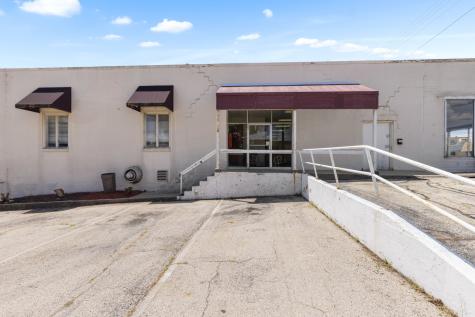3929 Broadway Rockford IL 61108