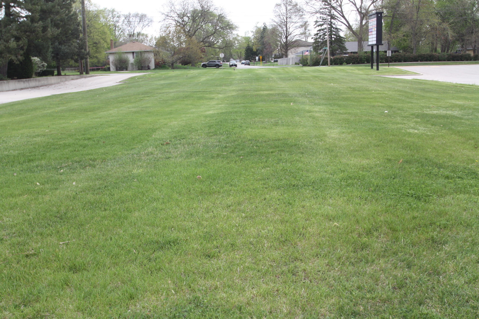 731 East Nerge Road Roselle IL 60172